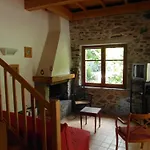 Chateau De Sur Orb Aparthotel Colombieres-sur-Orb